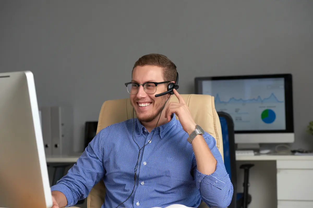 5 Speaking Habits That Instantly Boost Your Sales Performance